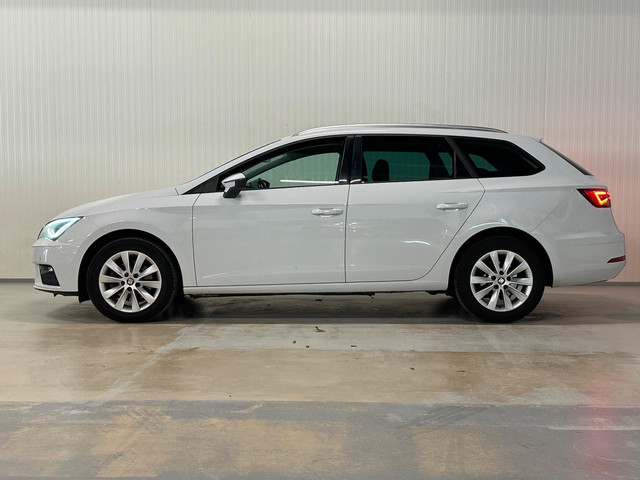 Seat Leon ST 1.6 TDI Style Business Intense | VIRTUAL | LED | TREKHAAK | LEDER