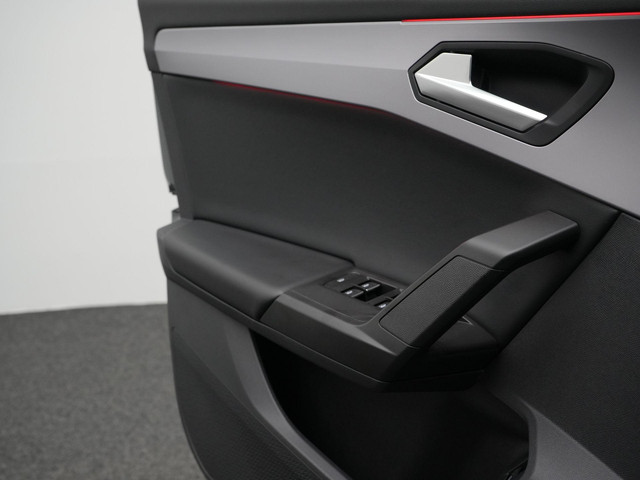 Seat Leon Sportstourer 1.4 TSI 204 pk DSG eHybrid PHEV FR Business Intense | Panoramadak | Stuur- stoelverwarming | Navigatie