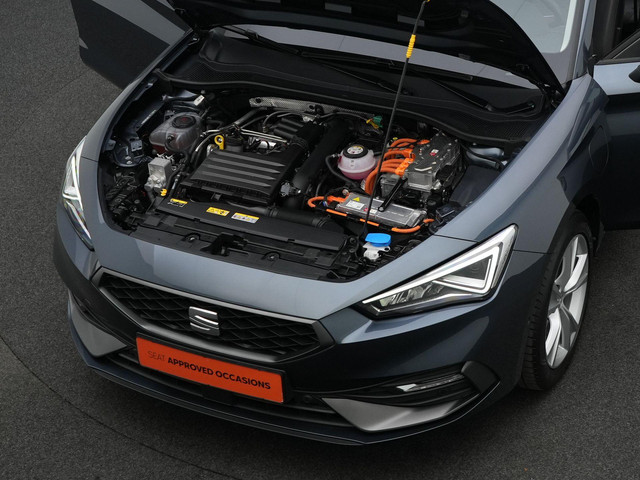 Seat Leon Sportstourer 1.4 TSI 204 pk DSG eHybrid PHEV FR Business Intense | Panoramadak | Stuur- stoelverwarming | Navigatie