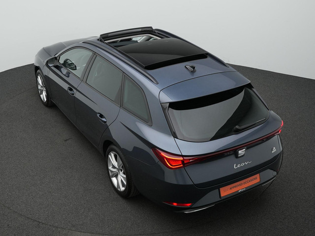 Seat Leon Sportstourer 1.4 TSI 204 pk DSG eHybrid PHEV FR Business Intense | Panoramadak | Stuur- stoelverwarming | Navigatie