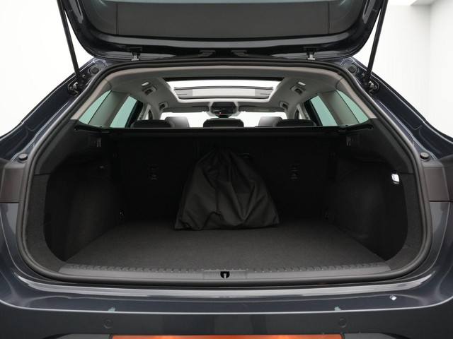 Seat Leon Sportstourer 1.4 TSI 204 pk DSG eHybrid PHEV FR Business Intense | Panoramadak | Stuur- stoelverwarming | Navigatie
