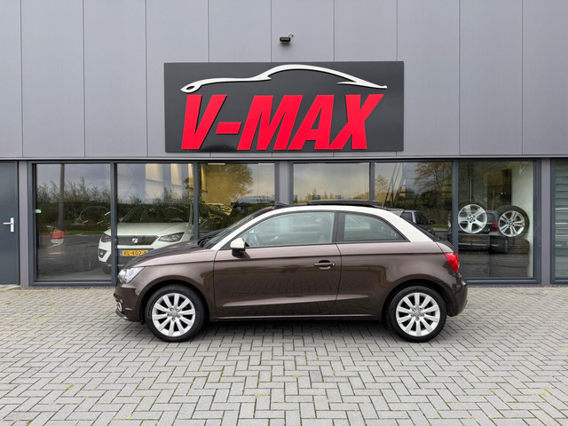 Audi A1 1.2 TFSI Attraction 48 DKM Panorama Navi Stoelvw PDC