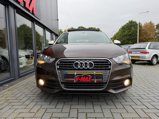 Audi A1 1.2 TFSI Attraction 48 DKM Panorama Navi Stoelvw PDC