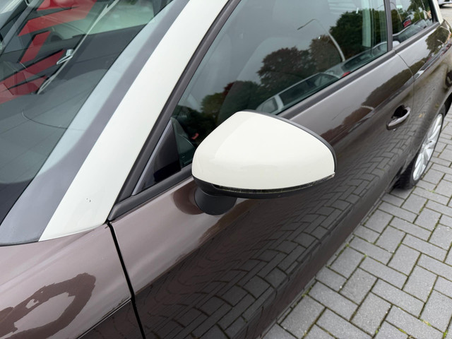 Audi A1 1.2 TFSI Attraction 48 DKM Panorama Navi Stoelvw PDC