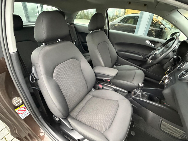 Audi A1 1.2 TFSI Attraction 48 DKM Panorama Navi Stoelvw PDC