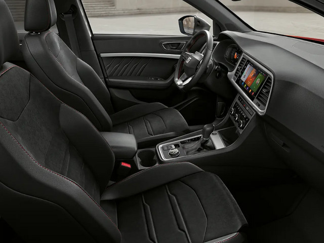Seat Ateca 1.5 TSI FR Business Intense 150 PK DSG l Safe & Driving Pack XL l 18 Performance l Wegklapbare trekhaak