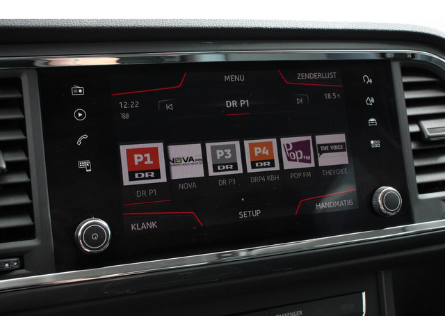 Seat Ateca 1.5 TSI DSG Style Navigatie Apple Carplay Android Auto Cruise Control Stoelverwarming Elektrische Achterklep Beats Audio
