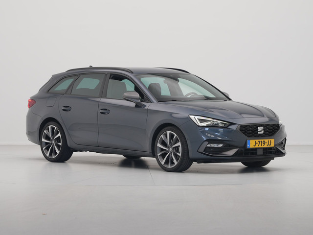 Seat Leon Sportstourer 1.5 TSI FR Launch Edition Navigatie Sideassist Stoelverwarming Parkassist Carplay 245
