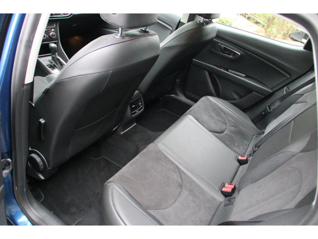 Seat Leon 1.2 TSI Style Business PANO-DAK DEALER OND. NL-AUTO NAP!
