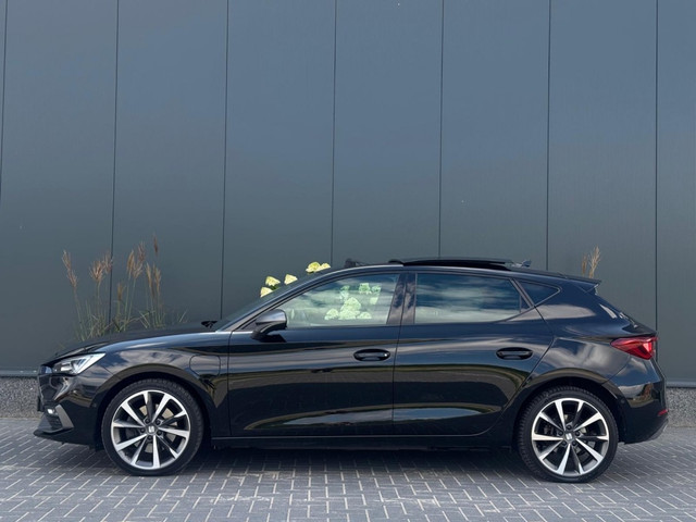 Seat Leon 1.4 TSI eHy. PHEV FR 204pk PANO CLIMATE SFEERVERL CAMERA PDC