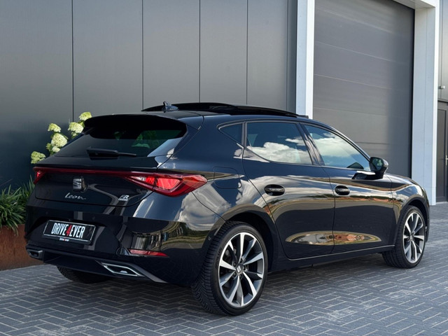 Seat Leon 1.4 TSI eHy. PHEV FR 204pk PANO CLIMATE SFEERVERL CAMERA PDC