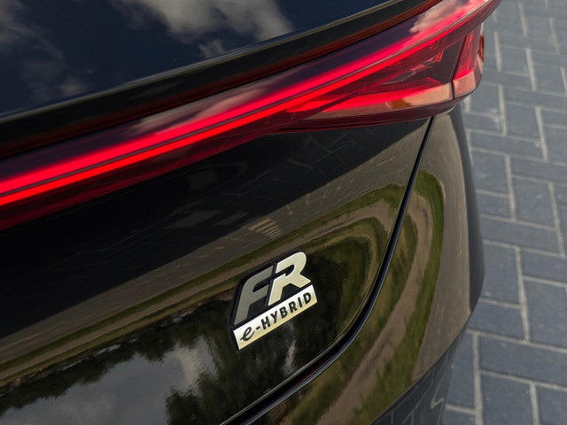 Seat Leon 1.4 TSI eHy. PHEV FR 204pk PANO CLIMATE SFEERVERL CAMERA PDC