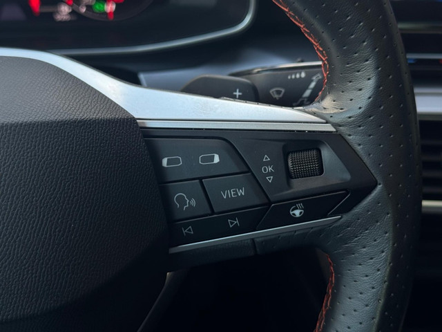 Seat Leon 1.4 TSI eHy. PHEV FR 204pk PANO CLIMATE SFEERVERL CAMERA PDC