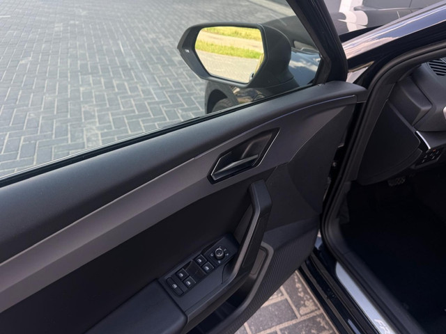Seat Leon 1.4 TSI eHy. PHEV FR 204pk PANO CLIMATE SFEERVERL CAMERA PDC