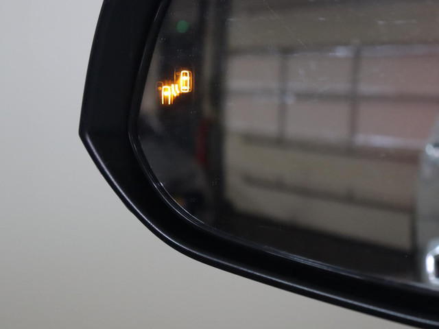 Toyota RAV4 2.5 Plug-in Hybrid AWD Style, Schuifdak, JBL audio ,Apple carplay, Android auto.