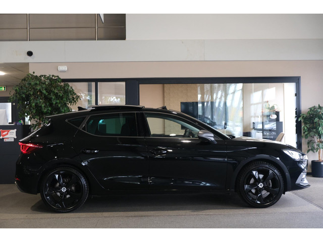 Seat Leon 1.5 eTSI FR 150pk DSG Pano Navi ACC PDC