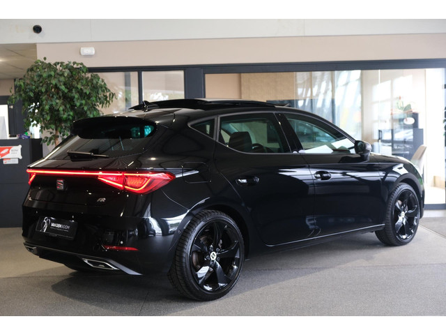 Seat Leon 1.5 eTSI FR 150pk DSG Pano Navi ACC PDC