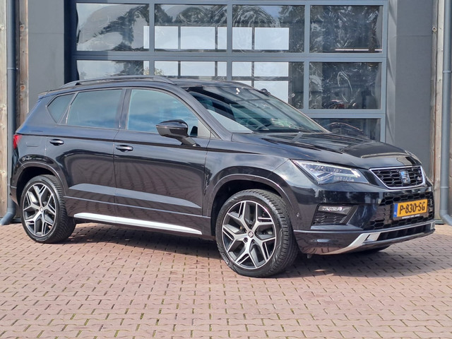 Seat Ateca 2.0 EcoTSI FR 4DRIVE | Automaat | LED | Trekhaak | Stoelverwarming | Park Assist | Elek. klep | All-season |
