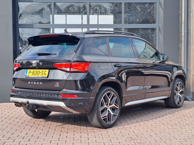 Seat Ateca 2.0 EcoTSI FR 4DRIVE | Automaat | LED | Trekhaak | Stoelverwarming | Park Assist | Elek. klep | All-season |