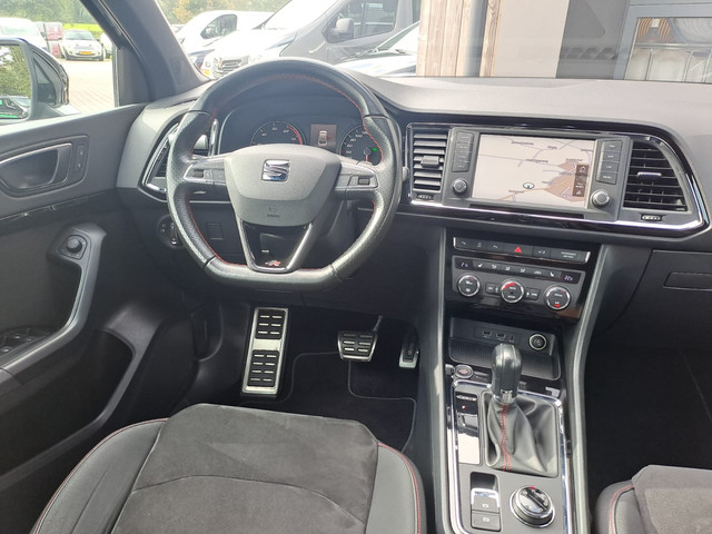 Seat Ateca 2.0 EcoTSI FR 4DRIVE | Automaat | LED | Trekhaak | Stoelverwarming | Park Assist | Elek. klep | All-season |