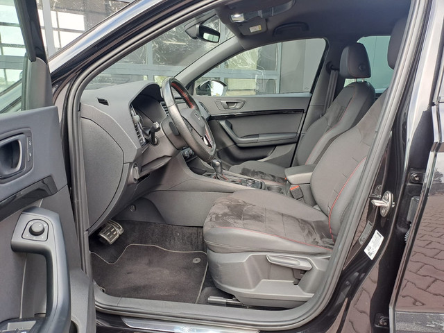 Seat Ateca 2.0 EcoTSI FR 4DRIVE | Automaat | LED | Trekhaak | Stoelverwarming | Park Assist | Elek. klep | All-season |