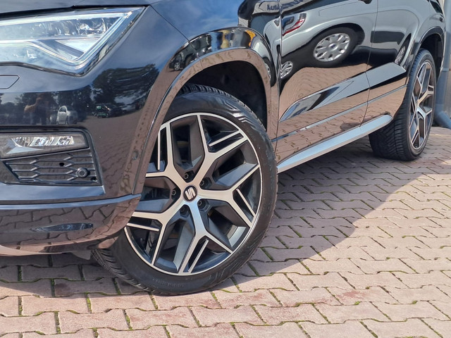 Seat Ateca 2.0 EcoTSI FR 4DRIVE | Automaat | LED | Trekhaak | Stoelverwarming | Park Assist | Elek. klep | All-season |