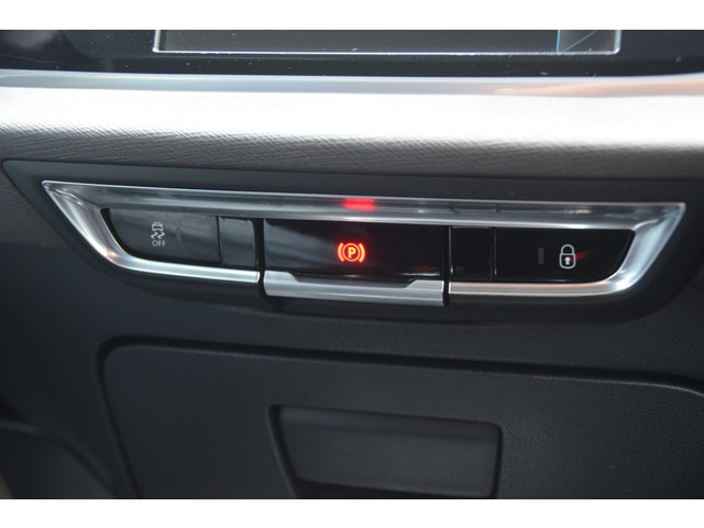 Citroen C4 Picasso 1.6 VTi Intensive Nieuwe motor | Keyless l Navi l Camera l PDC l Trekhaak l LMV l Pano voorr.