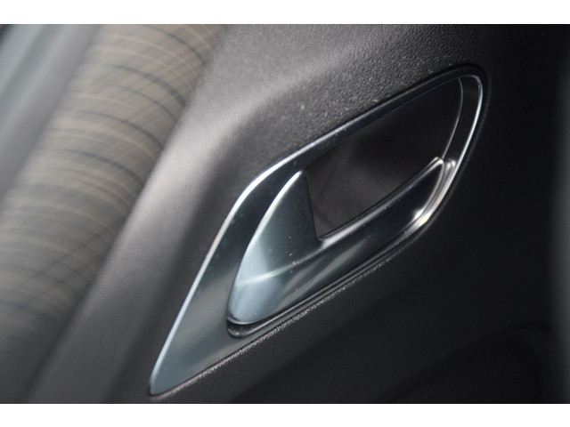 Citroen C4 Picasso 1.6 VTi Intensive Nieuwe motor | Keyless l Navi l Camera l PDC l Trekhaak l LMV l Pano voorr.