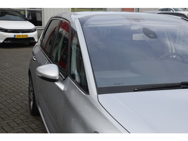 Citroen C4 Picasso 1.6 VTi Intensive Nieuwe motor | Keyless l Navi l Camera l PDC l Trekhaak l LMV l Pano voorr.