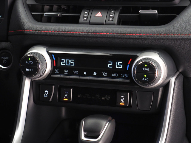 Toyota RAV4 2.5 Plug-in Hybrid AWD Style Bi-Tone Plus | 360° Camera | Dodehoekdetectie | Noodremassistent | JBL | Adaptive Cruise Control |