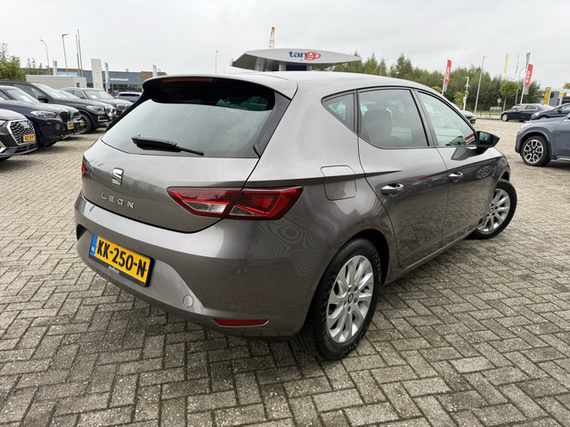 Seat Leon 1.0 EcoTSI Style Connect Navigatie Camera 16 Inch Lichtmetalen velgen