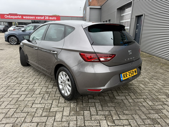 Seat Leon 1.0 EcoTSI Style Connect Navigatie Camera 16 Inch Lichtmetalen velgen