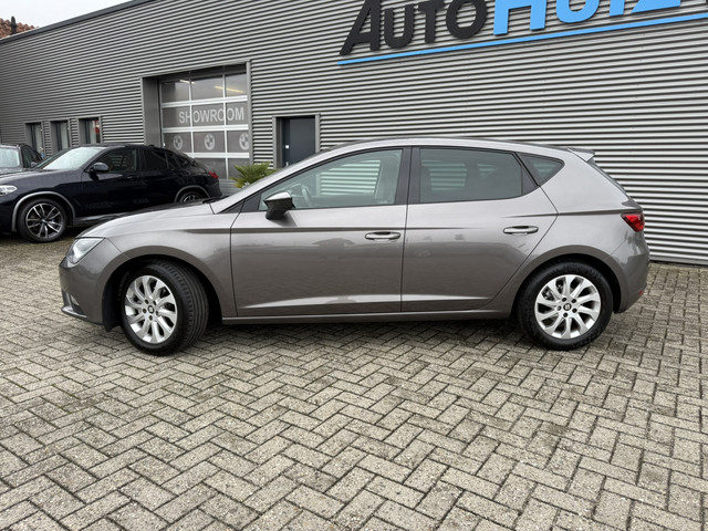 Seat Leon 1.0 EcoTSI Style Connect Navigatie Camera 16 Inch Lichtmetalen velgen