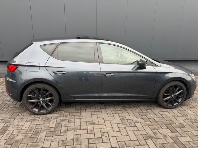 Seat Leon 1.5 TSI FR Ultimate Edition Black  Virtual  Pano