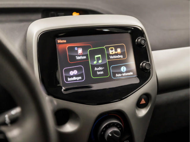Citroen C1 1.0 e-VTi Sport (APPLE CARPLAY, 5-DEURS, AIRCO, SPORTSTOELEN, LM VELGEN, ELEK RAMEN, NIEUWSTAAT)