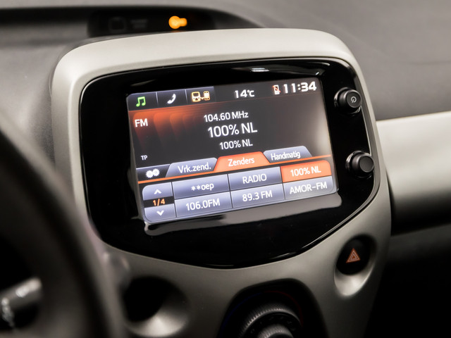 Citroen C1 1.0 e-VTi Sport (APPLE CARPLAY, 5-DEURS, AIRCO, SPORTSTOELEN, LM VELGEN, ELEK RAMEN, NIEUWSTAAT)