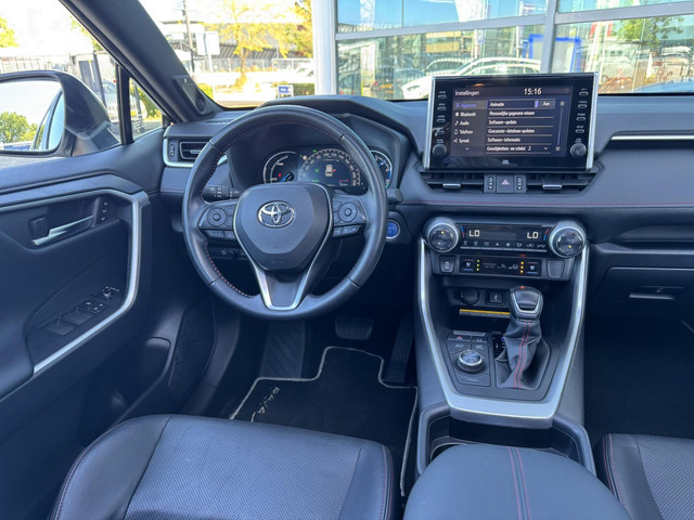 Toyota RAV4 2.5 Plug in Hybride AWD Bi-Tone Plus 306pk Panoramadak   360 Camera   JBL   HU Display