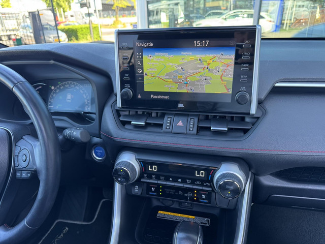 Toyota RAV4 2.5 Plug in Hybride AWD Bi-Tone Plus 306pk Panoramadak   360 Camera   JBL   HU Display