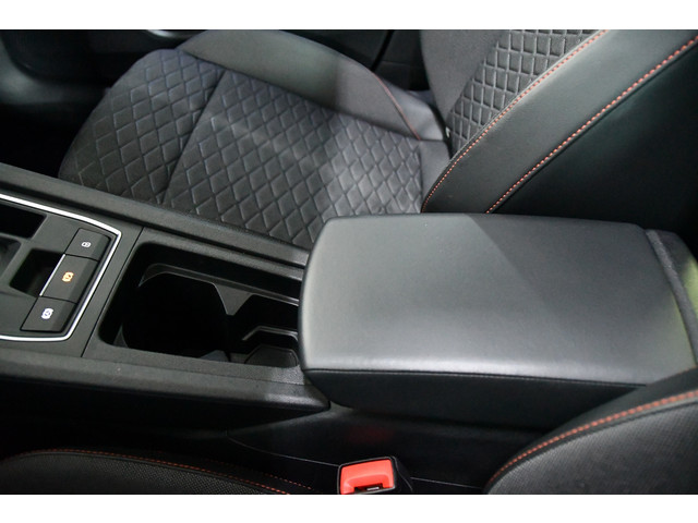 Seat Leon 1.4 TSI eHybrid PHEV Pano FR Business Intense