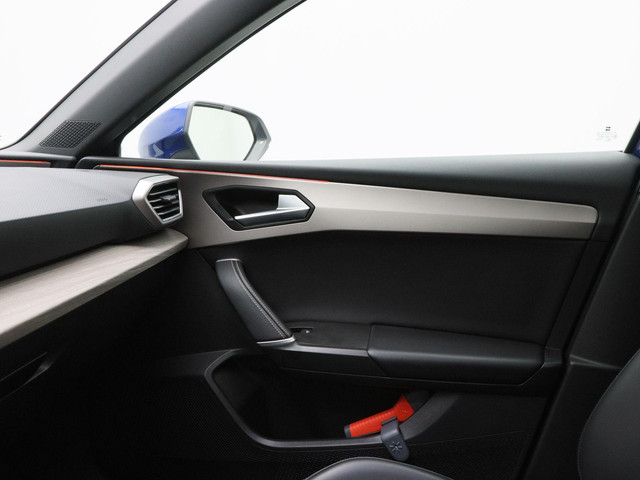 Seat Leon Sportstourer 1.4 TSi eHybrid 205 Pk PHEV FR | Panoramadak | Adaptive Cruise | Stoel Verwarming | Carplay | Navigatiesysteem | Ca