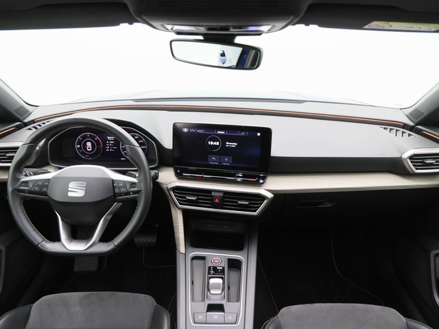 Seat Leon Sportstourer 1.4 TSi eHybrid 205 Pk PHEV FR | Panoramadak | Adaptive Cruise | Stoel Verwarming | Carplay | Navigatiesysteem | Ca