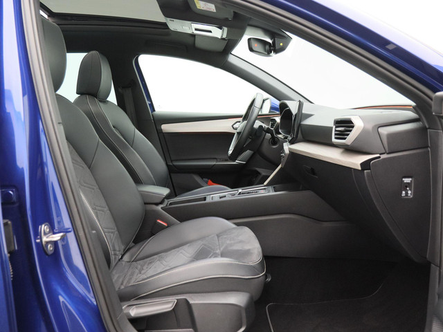 Seat Leon Sportstourer 1.4 TSi eHybrid 205 Pk PHEV FR | Panoramadak | Adaptive Cruise | Stoel Verwarming | Carplay | Navigatiesysteem | Ca