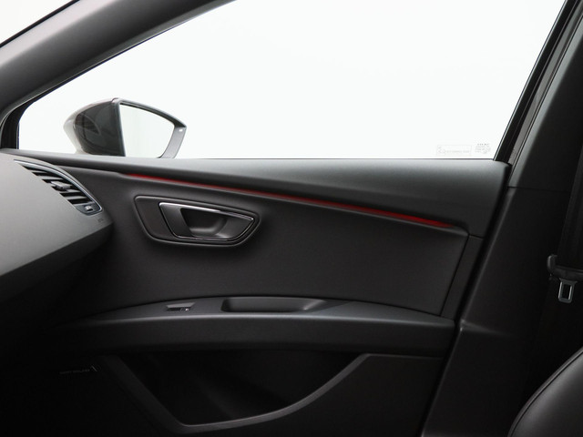 Seat Leon 1.4 TSi 150 Pk Automaat FR Business Intense | Panoramadak | Parkeersensoren | Trekhaak | Privacy Glass | Stoel Verwarming | Carp