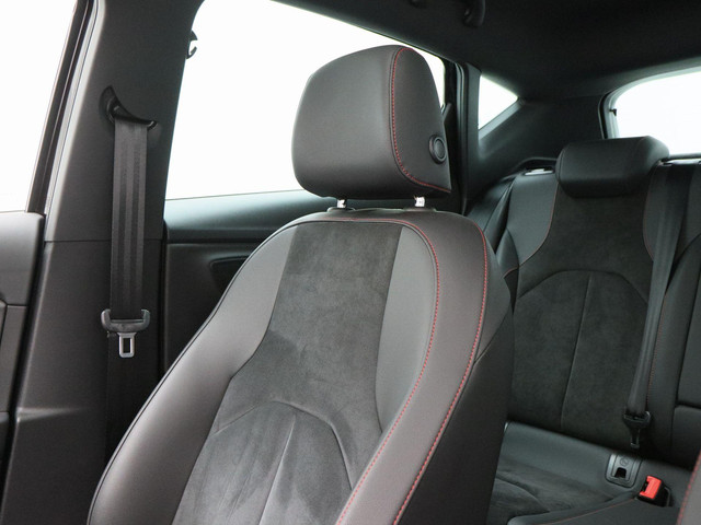 Seat Leon 1.4 TSi 150 Pk Automaat FR Business Intense | Panoramadak | Parkeersensoren | Trekhaak | Privacy Glass | Stoel Verwarming | Carp