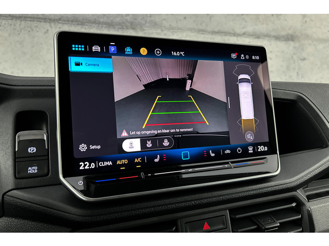 Volkswagen Crafter 2.0 TDI 177PK L3H2 Facelift | Camera | Apple Carplay | BPM vrij!! | Digitaal display | Parkeersensoren | Nieuw model