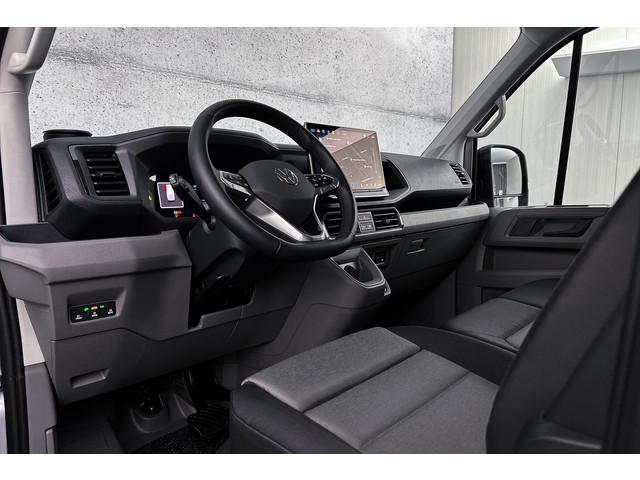 Volkswagen Crafter 2.0 TDI 177PK L3H2 Facelift | Camera | Apple Carplay | BPM vrij!! | Digitaal display | Parkeersensoren | Nieuw model