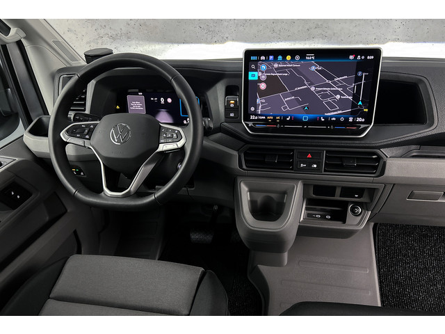 Volkswagen Crafter 2.0 TDI 177PK L3H2 Facelift | Camera | Apple Carplay | BPM vrij!! | Digitaal display | Parkeersensoren | Nieuw model