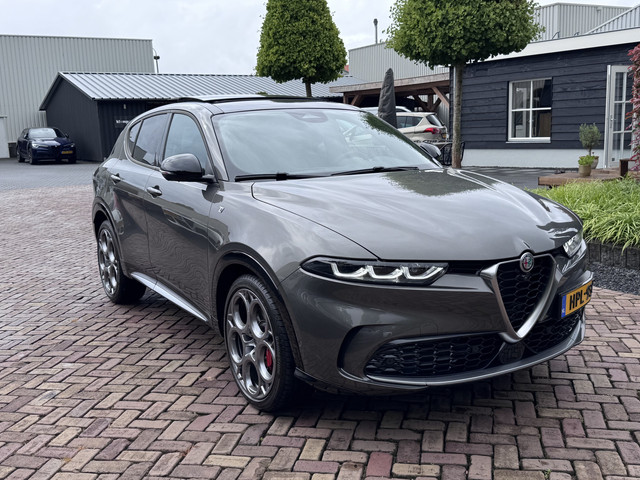 alfa-romeo-tonale-1.5t-hybrid-ti---schuifdak---h-k---btw---full-options--nieuwstaat-