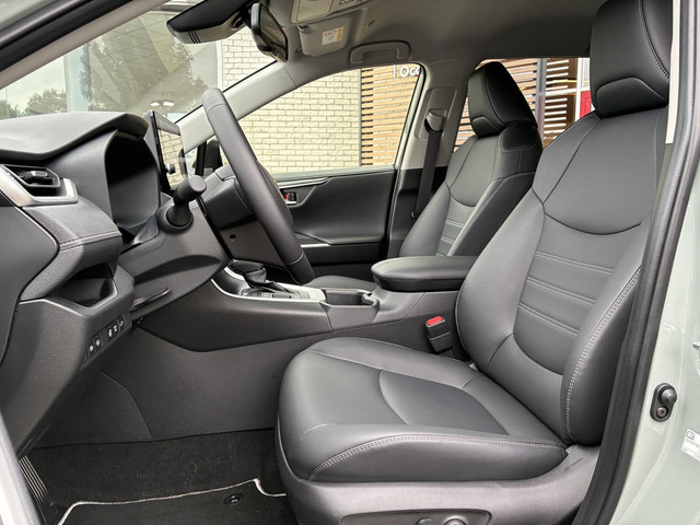Toyota RAV4 2.5 HYBRID STYLE PARKSENSOREN V+A STOEL STUURVERW LEDER EL-KLEP NAVI APPLE ANDROID KEYLESS