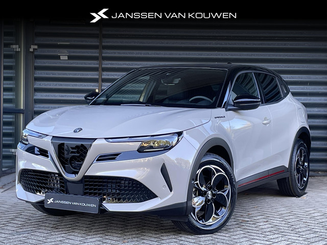 alfa-romeo-junior-1.2-turbo-136pk-edct6-ibrida-speciale